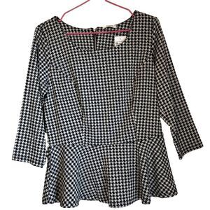 NWT Ricki’s Houndstooth Peplum Top